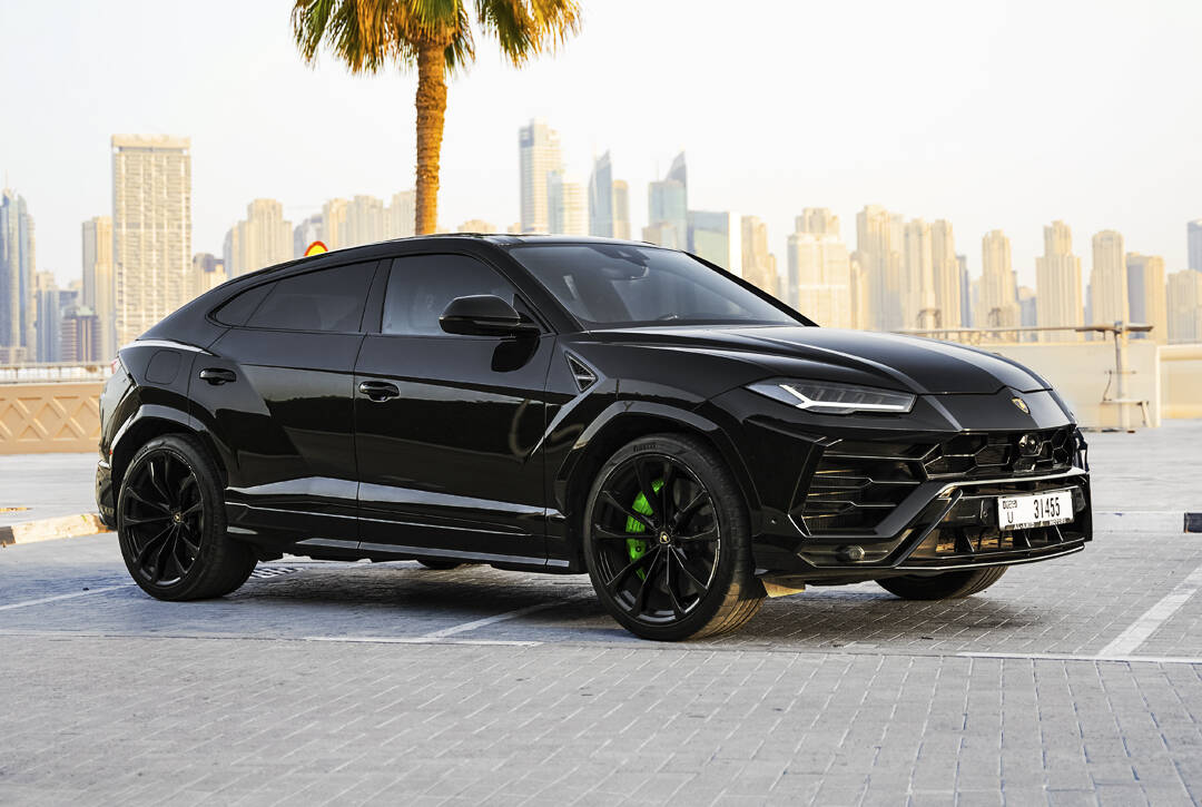 Lamborghini Urus (Black) • Dubai